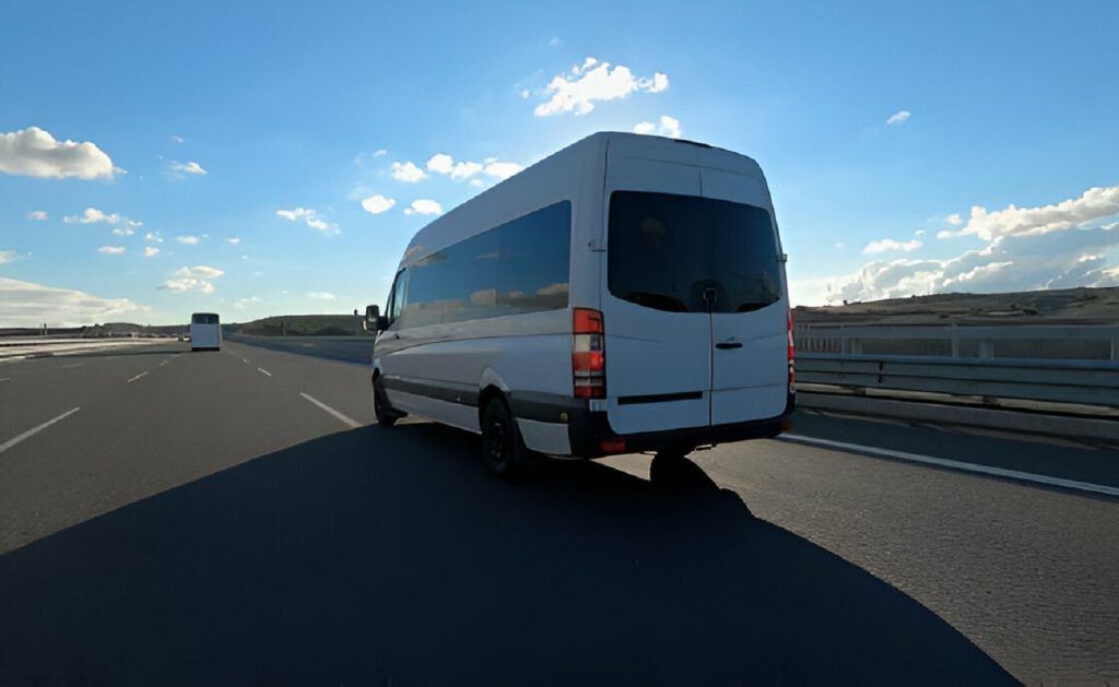 essex minibus hire